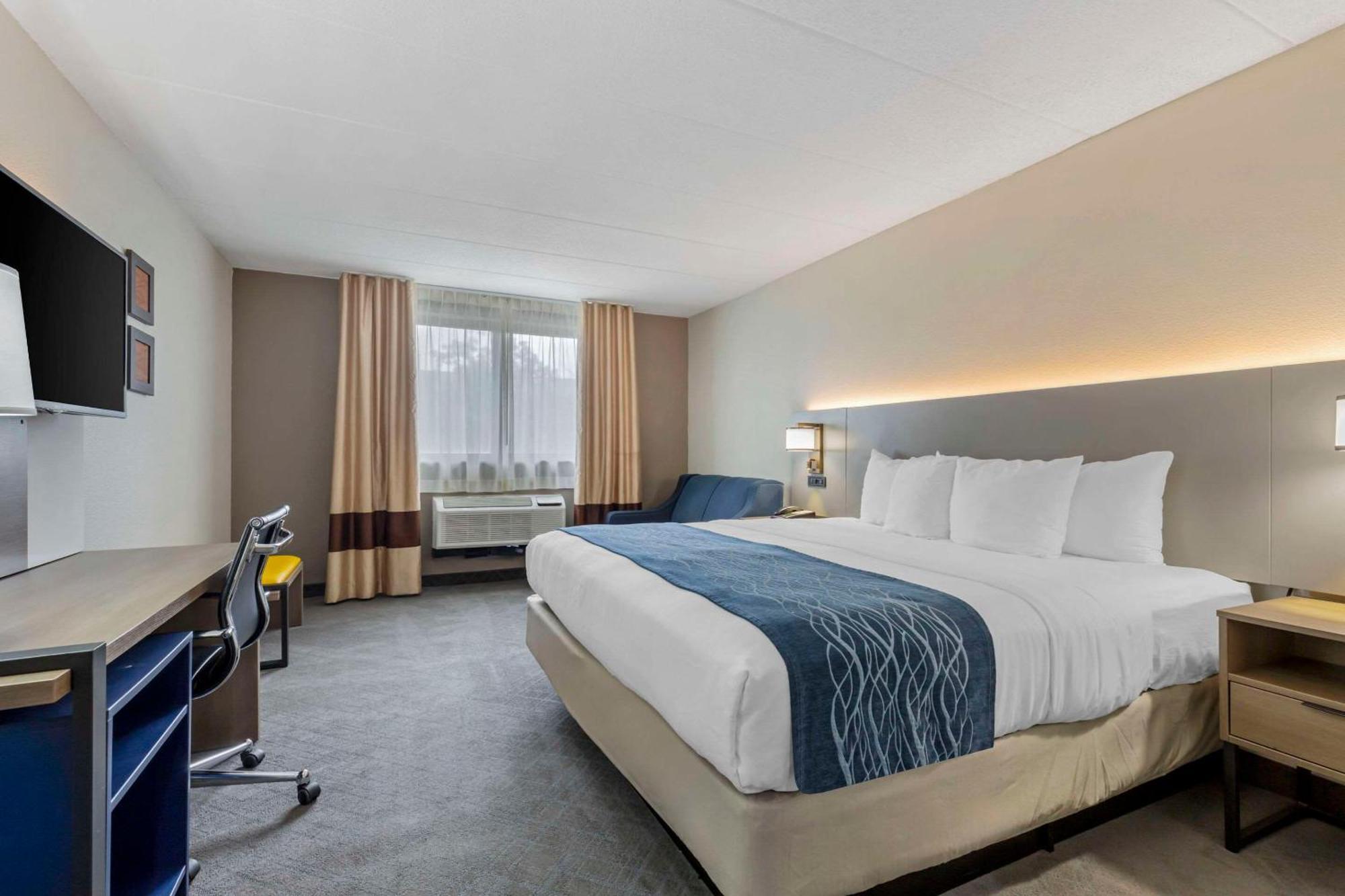Comfort Inn Herndon-Reston Exteriör bild