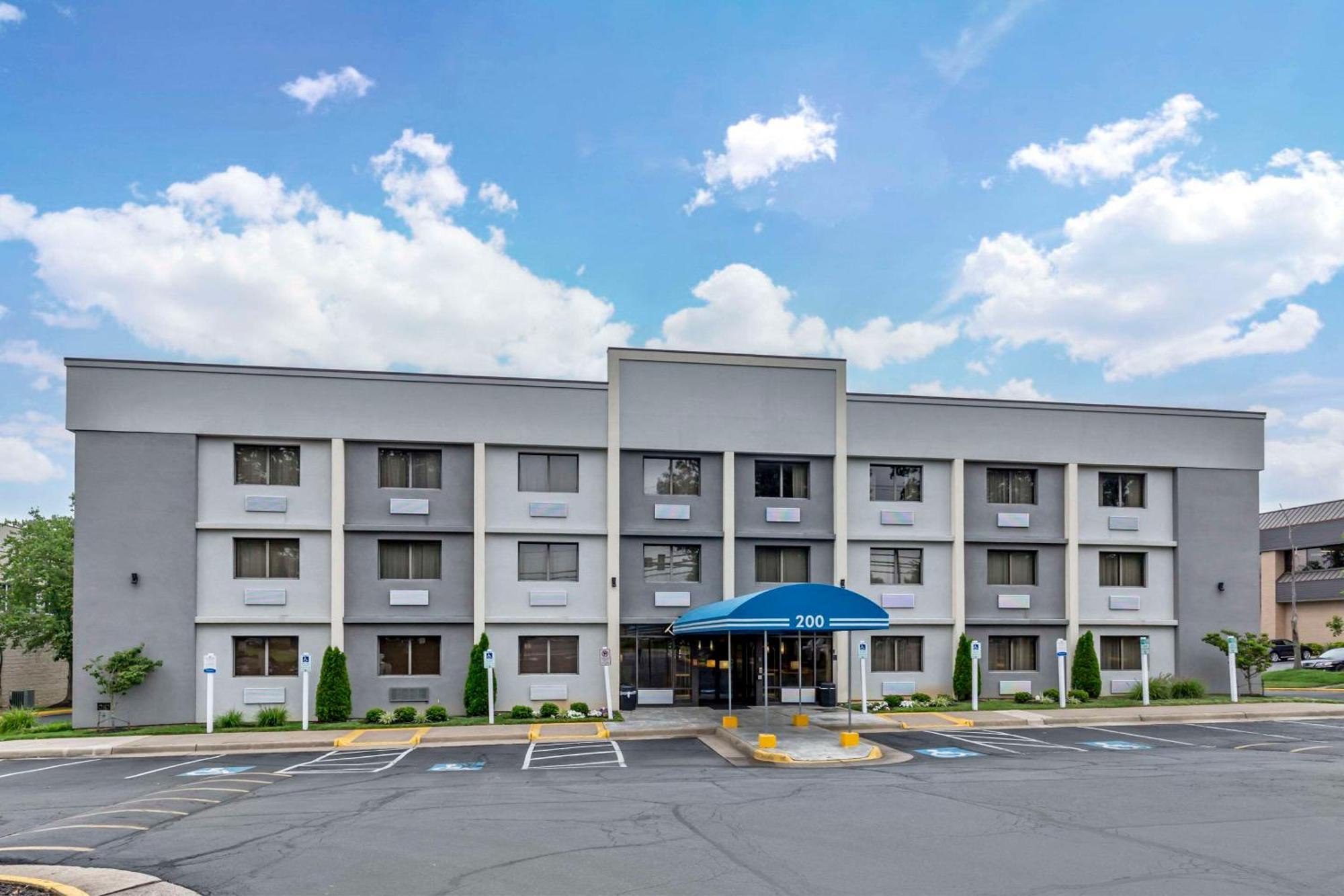 Comfort Inn Herndon-Reston Exteriör bild