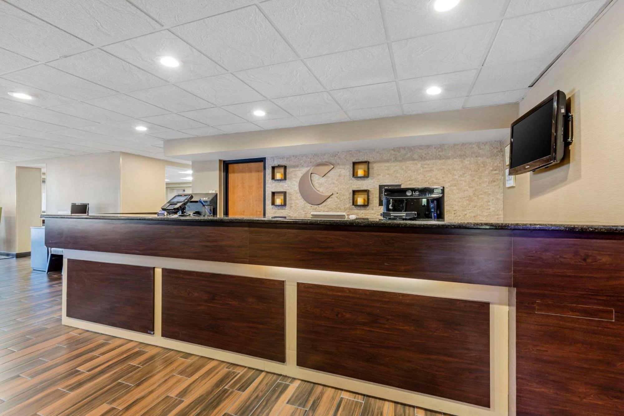 Comfort Inn Herndon-Reston Exteriör bild