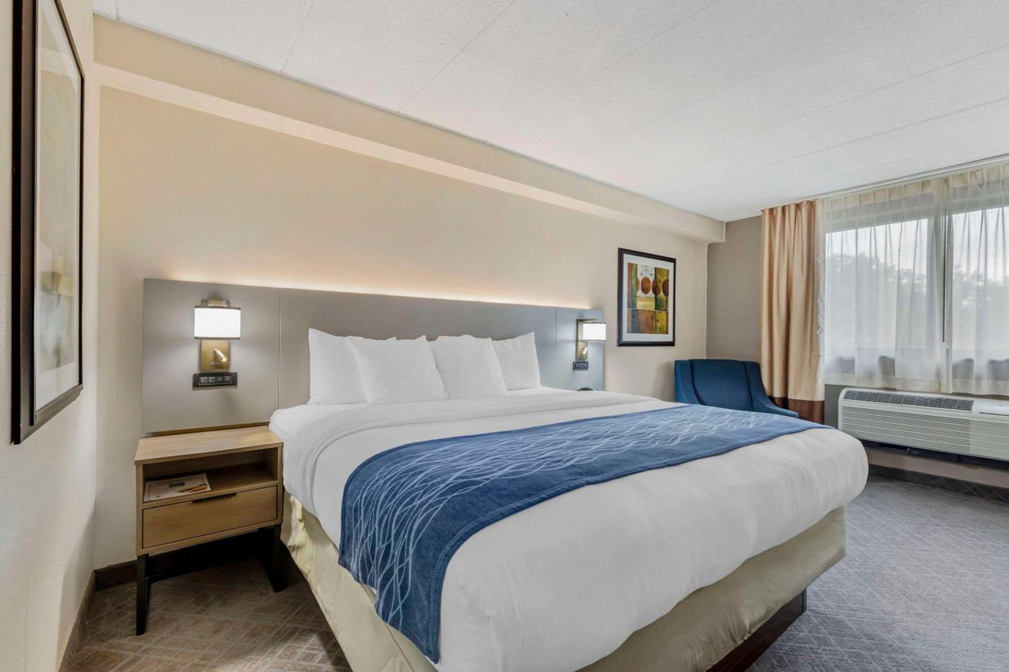 Comfort Inn Herndon-Reston Exteriör bild